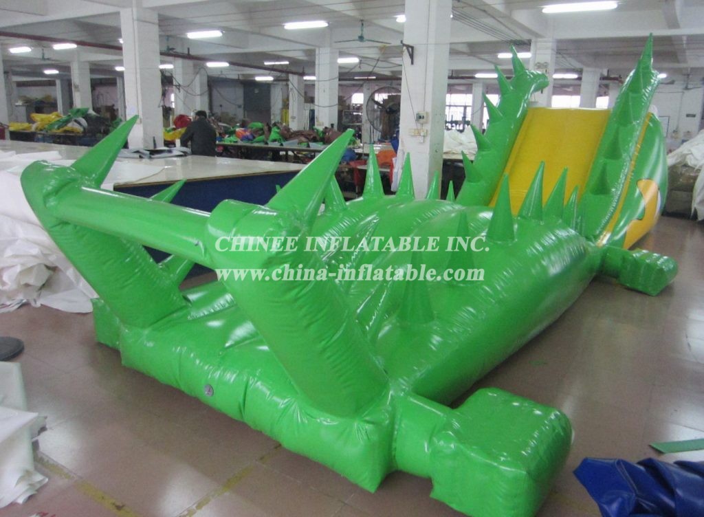 T7-156 Crocodile Inflatable Obstacles Courses