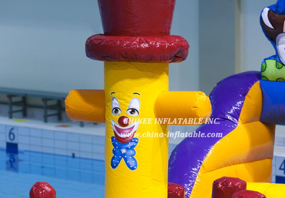 WG1-046 Happy Clown Infaltable Floating Water Sport Games