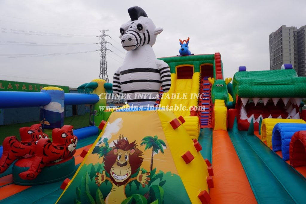 GF2-017 Jungle Theme Inflatable Funcity