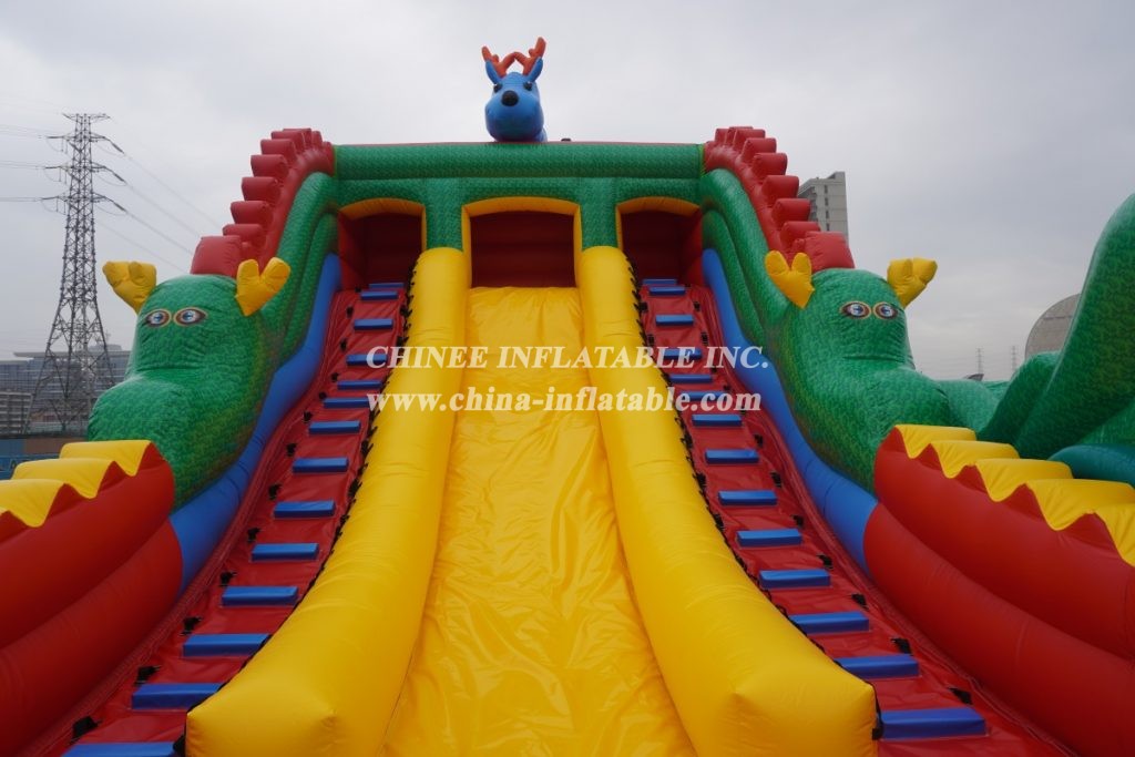 GF2-017 Jungle Theme Inflatable Funcity