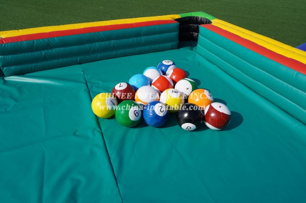 IS11-005 Inflatable Football Snooker Inflatable Human Billiard Table Games