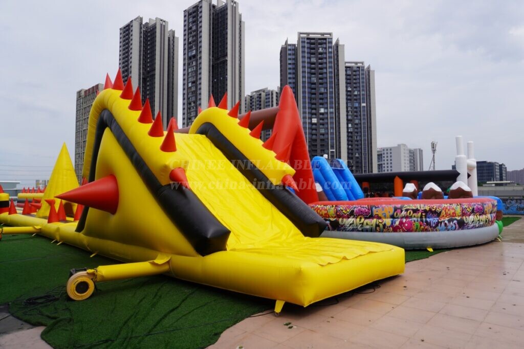 CR1-002 270M Giant Obstacle Course