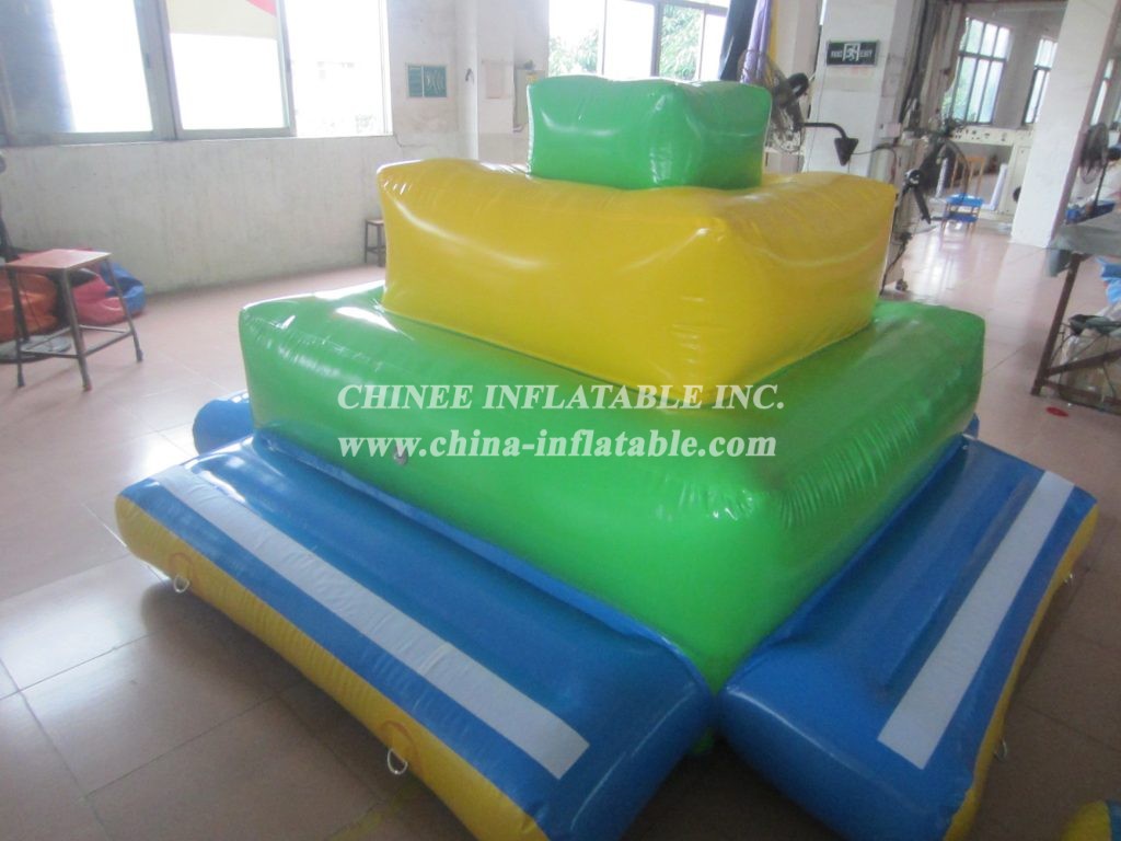 T10-232 Deck Inflatable Water Sport Game