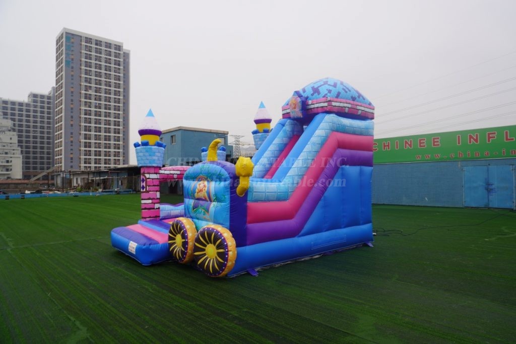 T6-2001 Princess-Themed Bouncy Castle