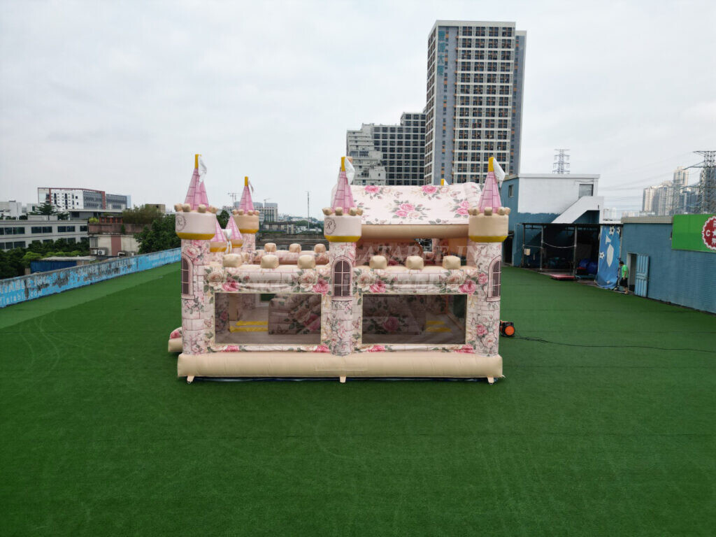 T2-8712 Weddings Theme Inflatable Castles