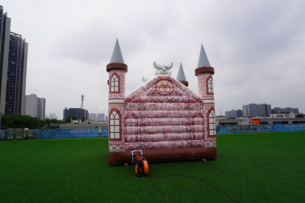 T2-8757 Weddings Theme Inflatable Castles