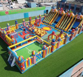 GF3-653 Clown-Thema Riesiger Aufblasbarer Park