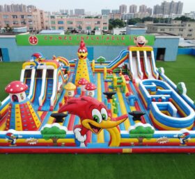 GF3-1569 Woody Woodpecker Themen aufblasbarer Park