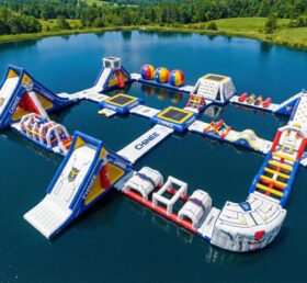 S687 Gundam-Themen Aufblasbarer Wasserpark
