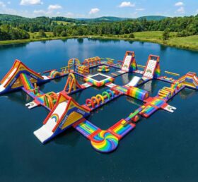 S738 Regenbogen-Thema Aufblasbarer Wasserpark