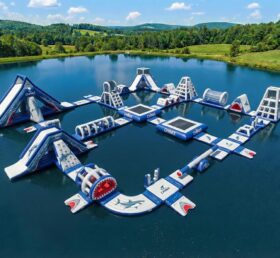S740 Wasserpark mit Hai-Thema