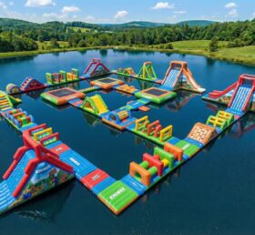 S924 Roblox Thema Aufblasbarer Wasserpark
